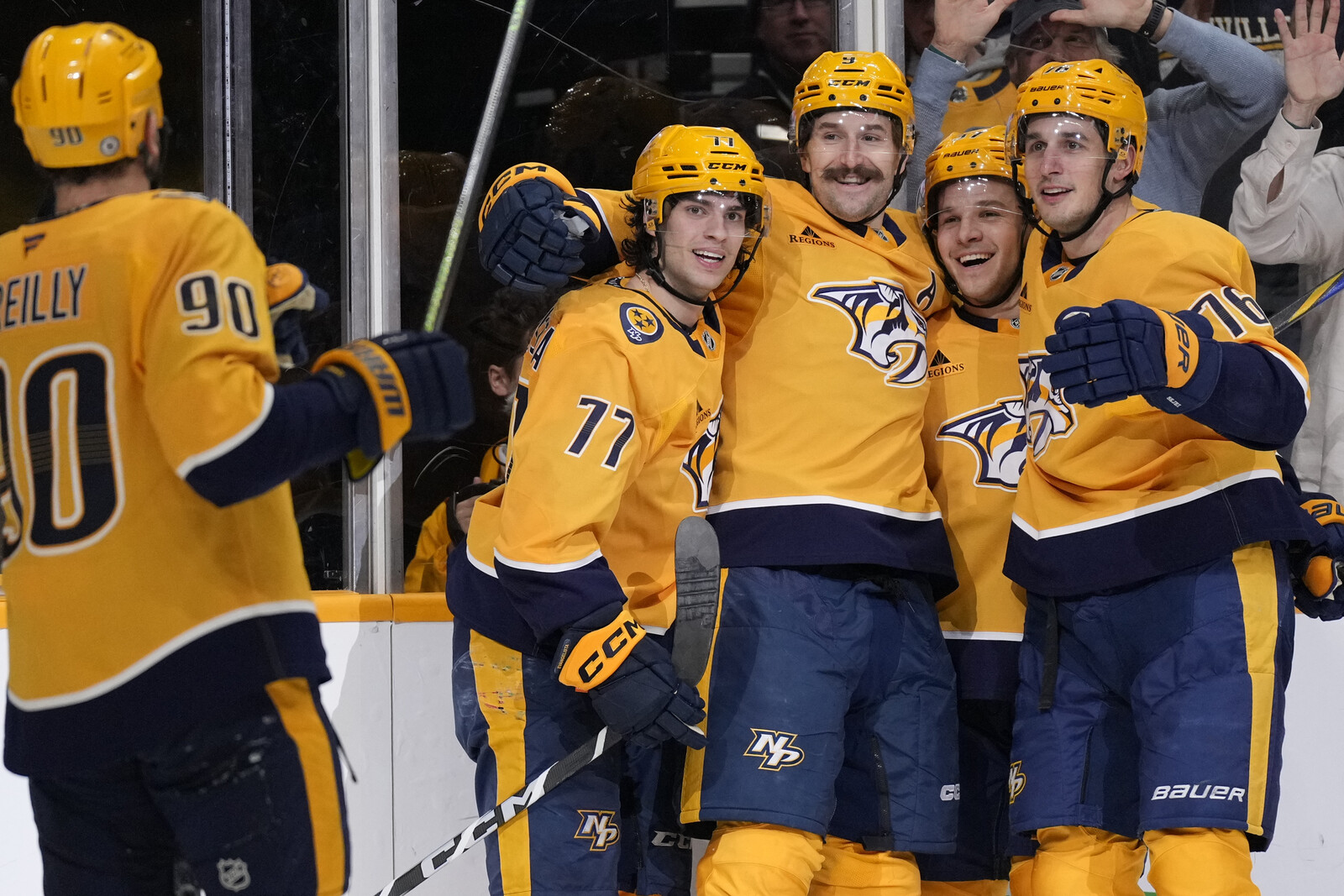 Forsberg's Two Goals Propel Nashville to Victory Over Toronto
