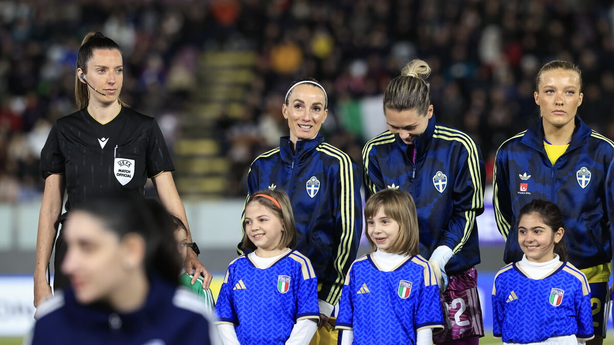 National team teammates: Asllani will