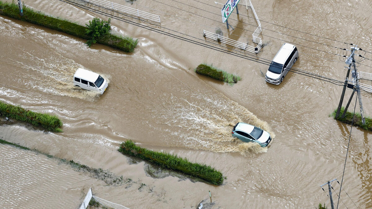 At least six dead in heavy rains in eastern Japan