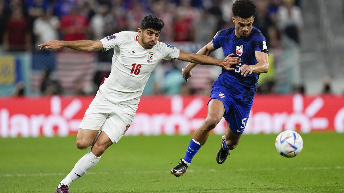 Visa problems jeopardize Iranian winger Mehdi Torabi's World Cup participation
