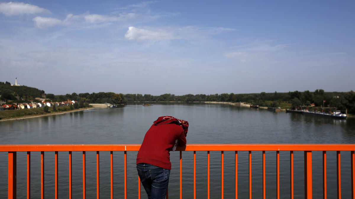 Migrant Boat Capsizes on Danube;