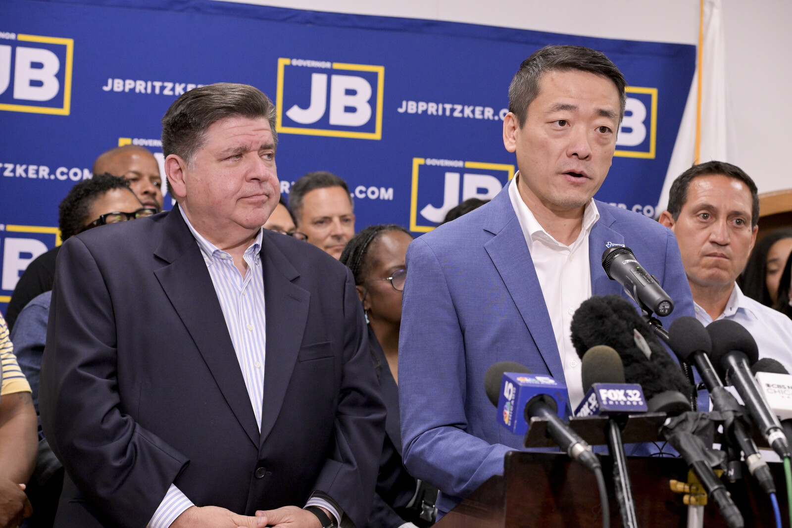 Texas Democrats Leave State to Protest Redistricting Map Favoring GOP
