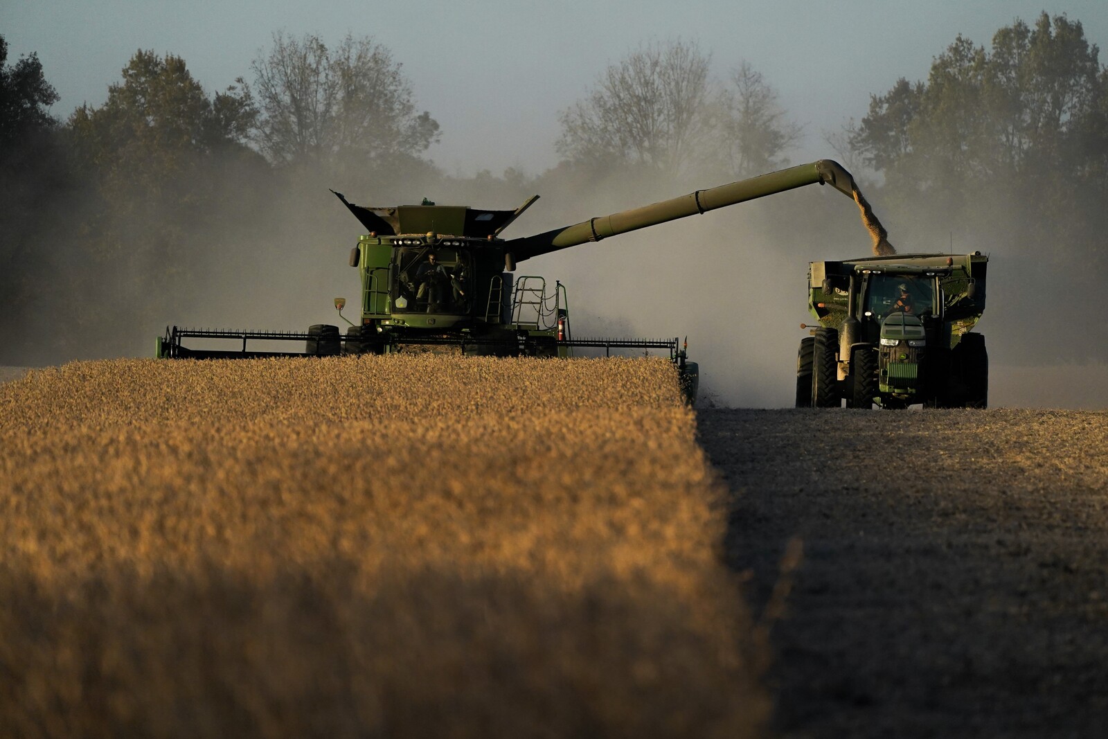 EU Prepares Counter Tariffs as Trade Tensions with US Escalate