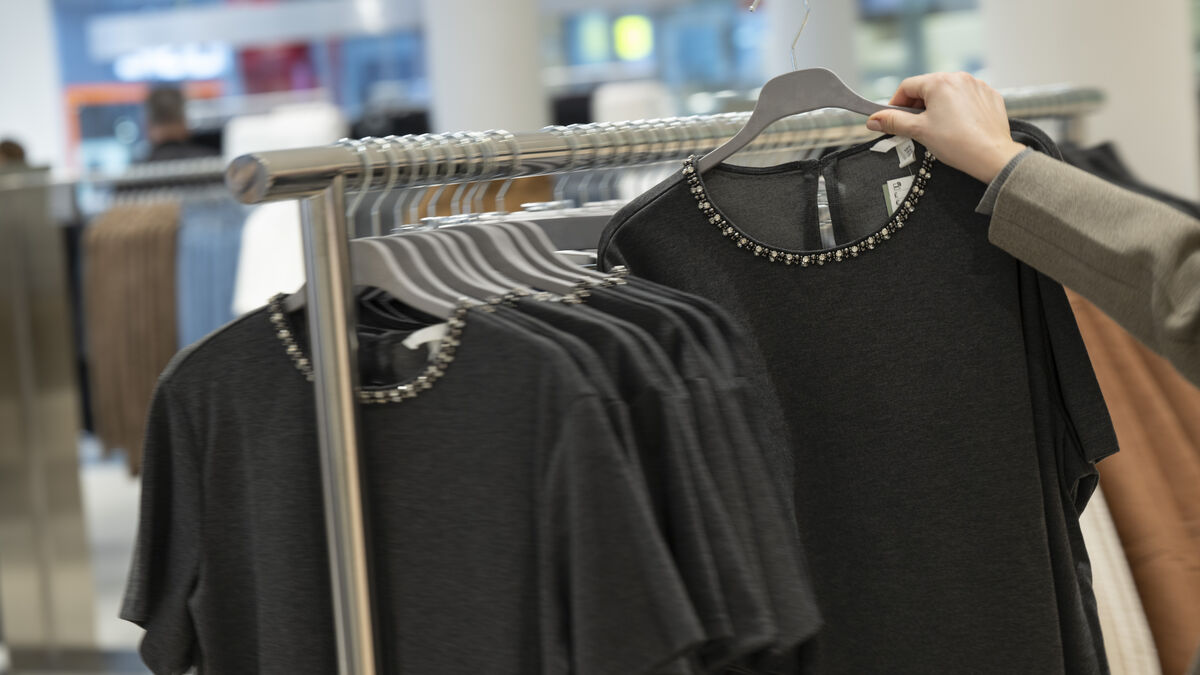 Household confidence in the Swedish economy remains weak