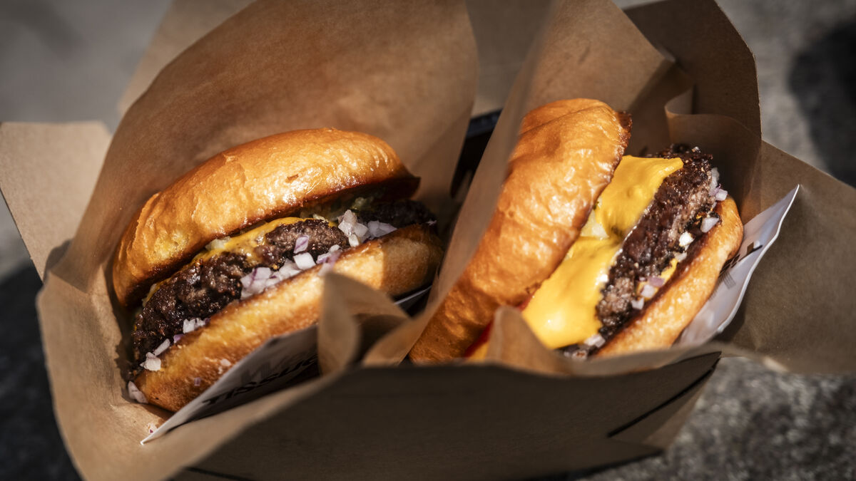 UK Delays Fast Food Ad