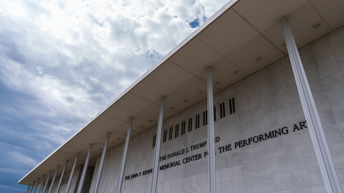 Judge blocks Kennedy Center renaming to add Donald Trump's name