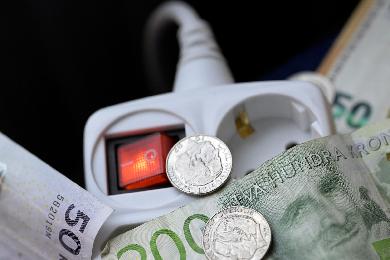 Quarter-hour Electricity Trading Delayed to September 30