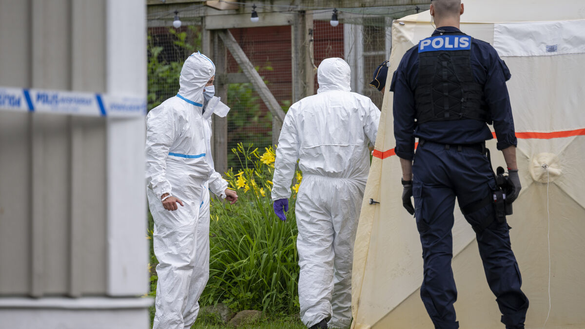 Two girls taken to hospital after violent incident outside Alvesta, suspected perpetrator found dead