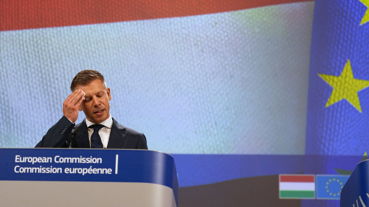 Hungary’s New Government Faces Race