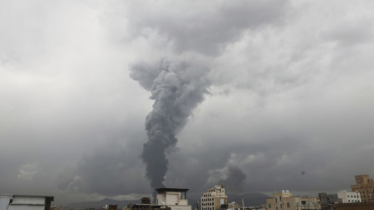 Saudi Arabia bombs arms shipments