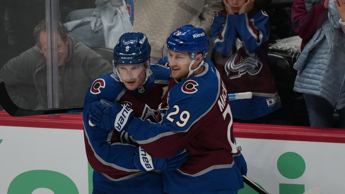 Colorado beats Minnesota 9-6 in 15-goal Stanley Cup quarterfinal