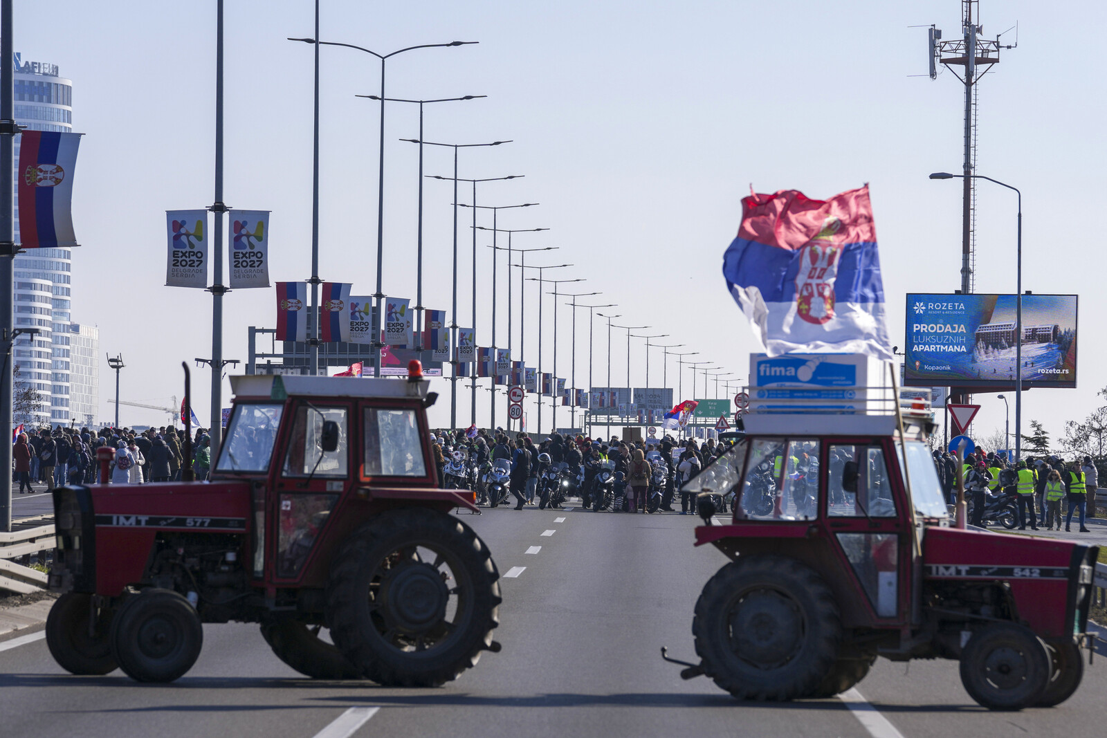 100 days of protests – motorway blockade in Serbia