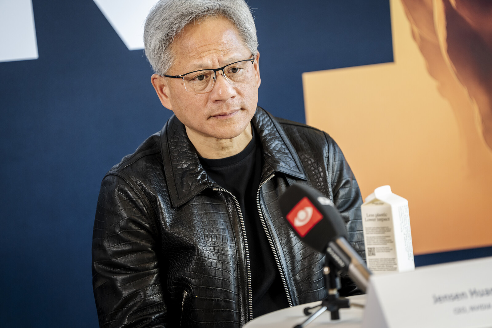 It is clear that the company's stock price has been driven by the strong demand for its products, the global AI boom.