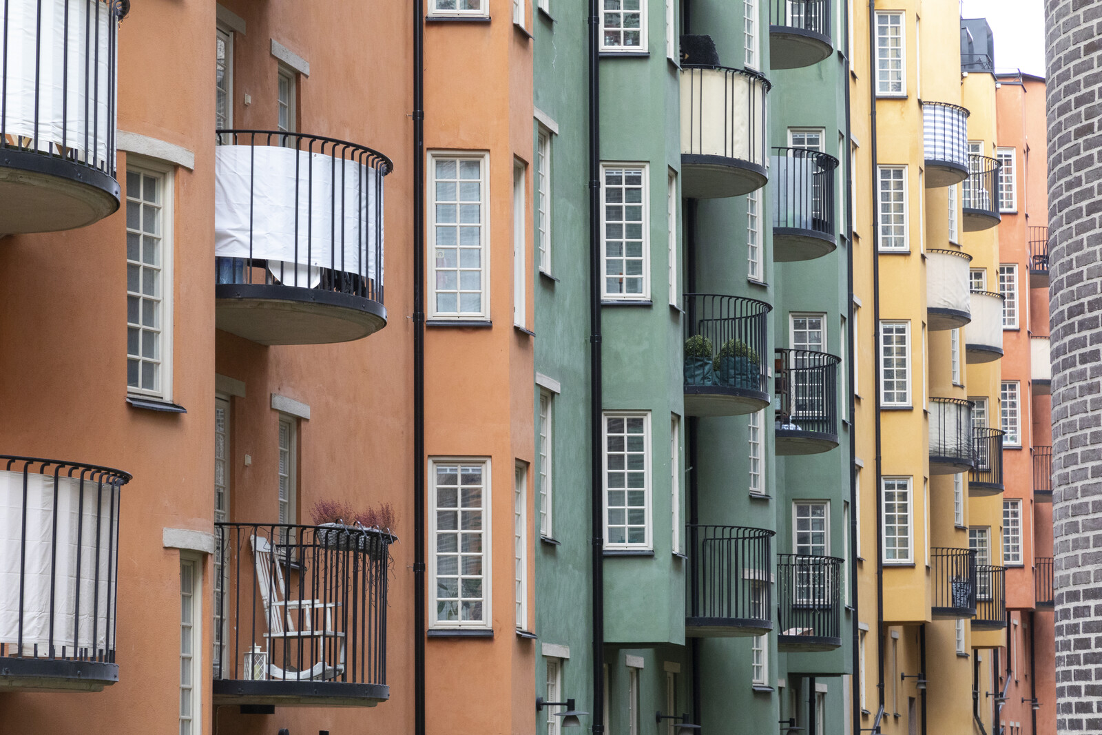 Households Expect Housing Prices to Fall Despite Market Changes