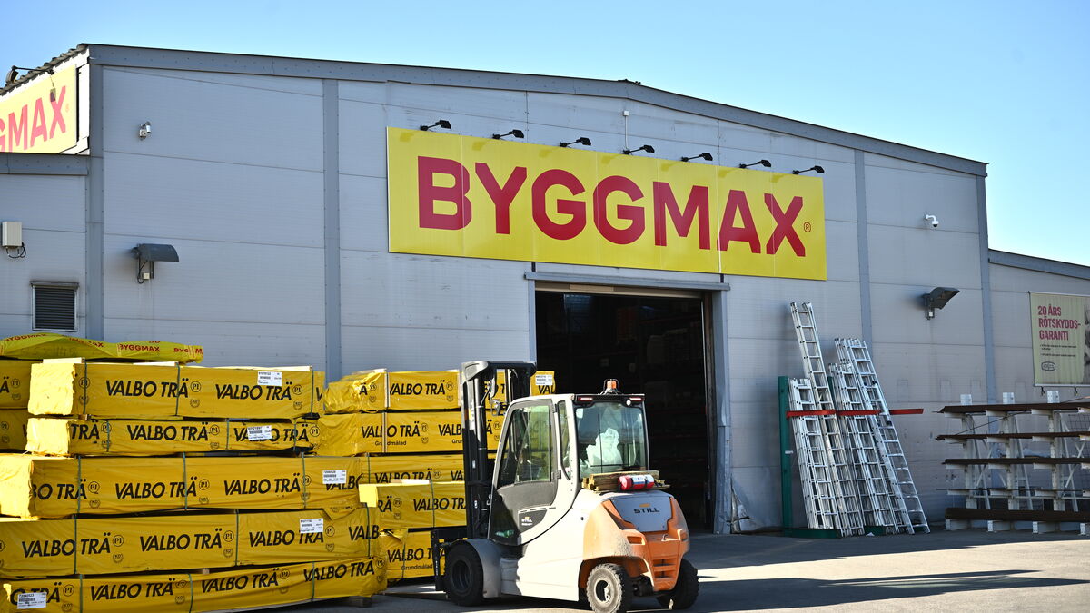 Byggmax profit rises as cautious households weigh on wood products sales