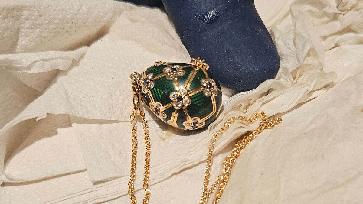 Suspected thief pooped on Fabergé