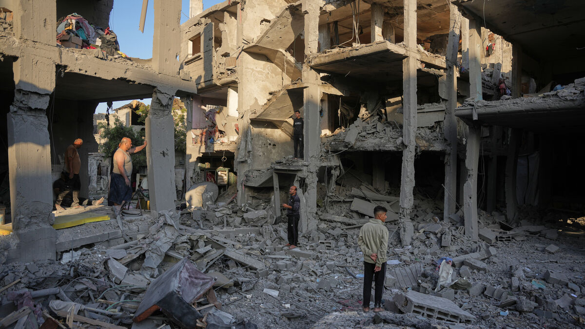 Eleven killed in Israeli strikes