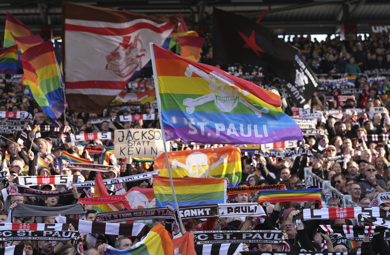 Homosexual Couples Exist in Bundesliga, Says Former Player Marcus Urban
