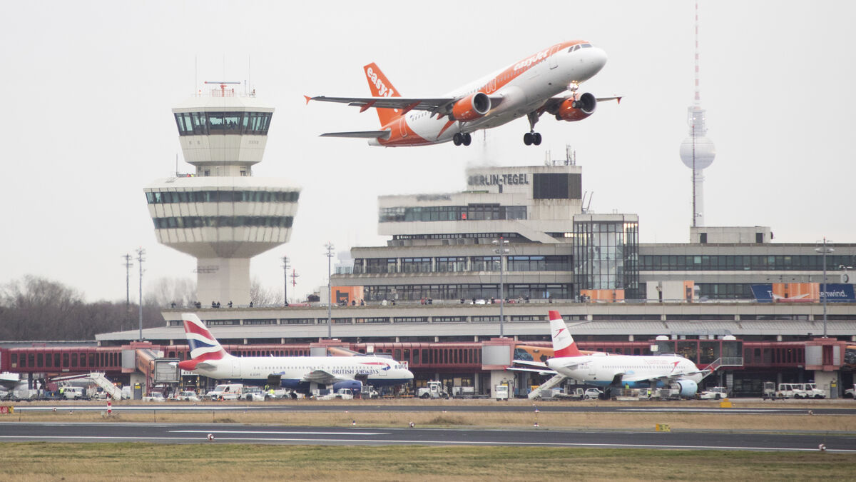 EasyJet shares surge after Apollo Global Management makes takeover bid