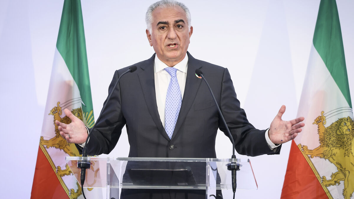 Reza Pahlavi urges civil servants