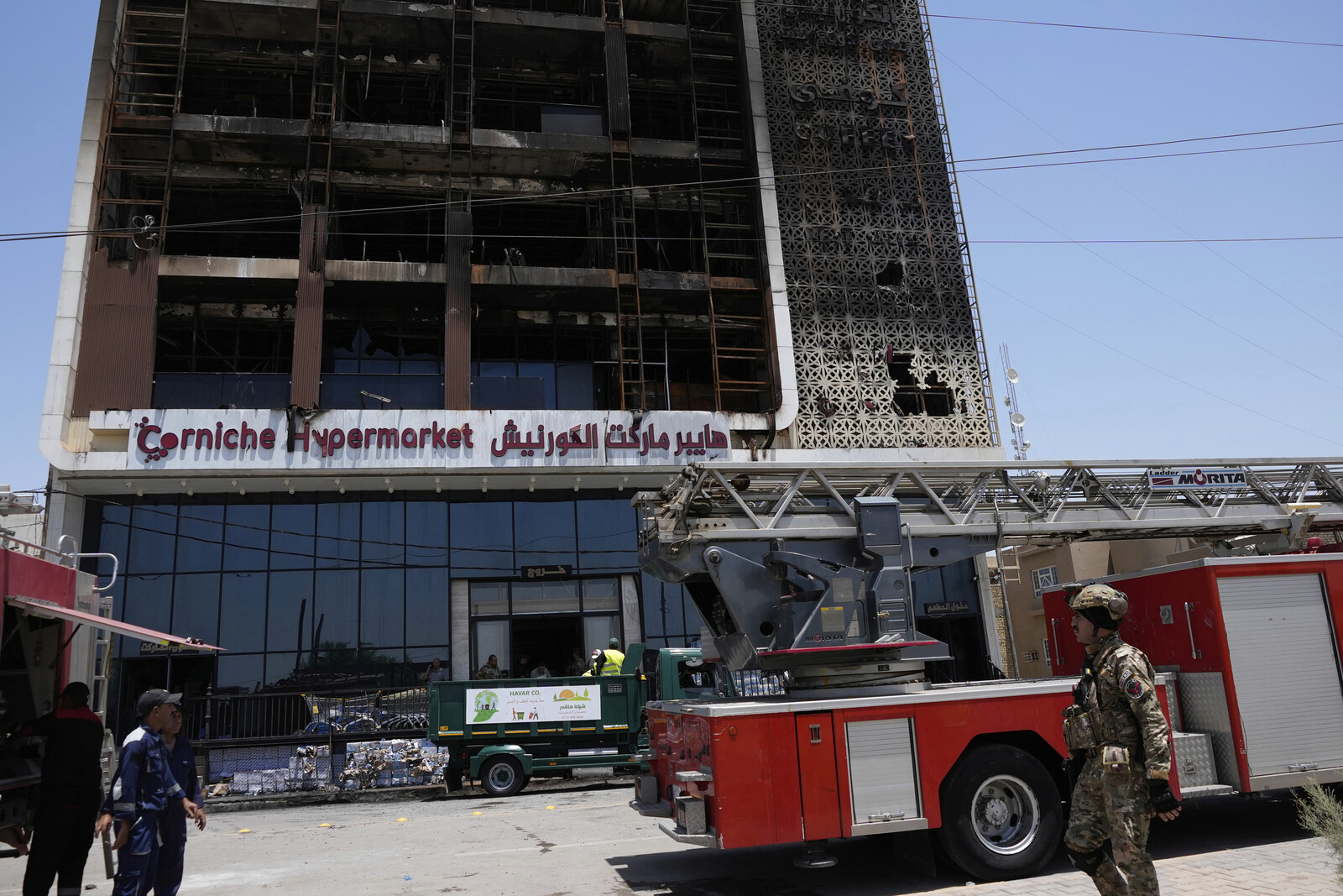 Iraq Shopping Center Fire Leaves