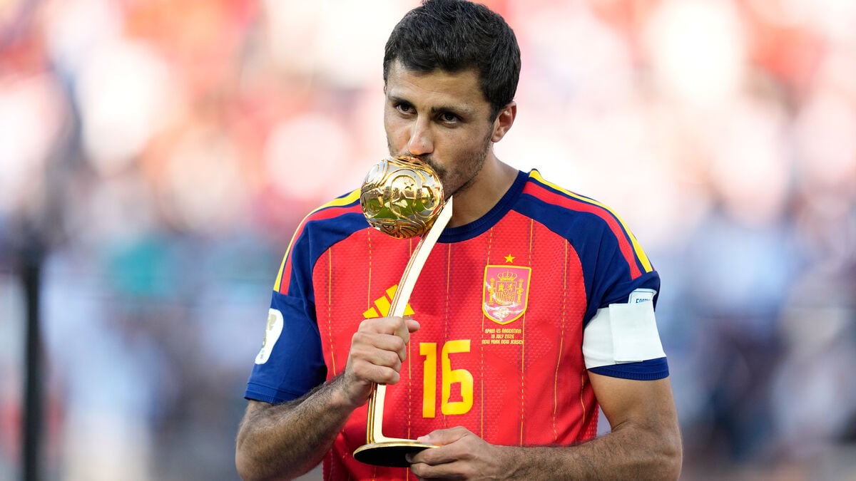 Official: Rodri joins Barcelona