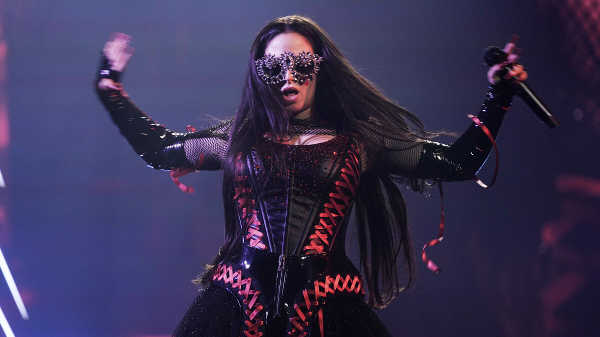 Former Miss Snusk throws the mask away - big step