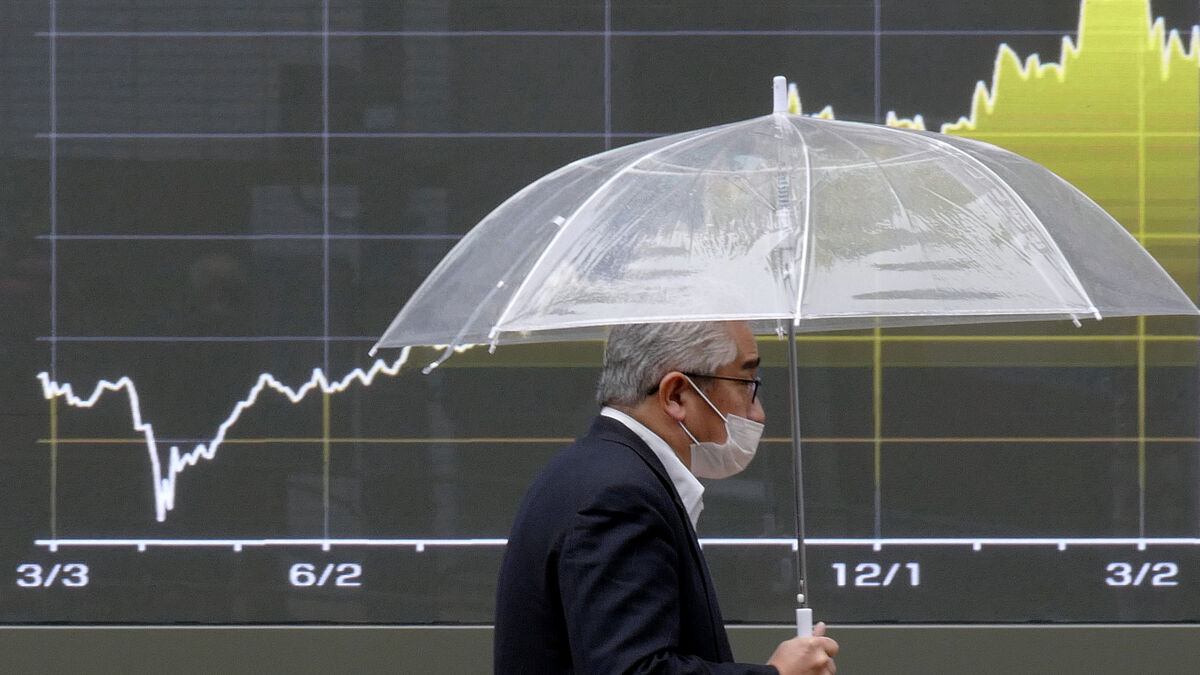 Asian stock markets rise after