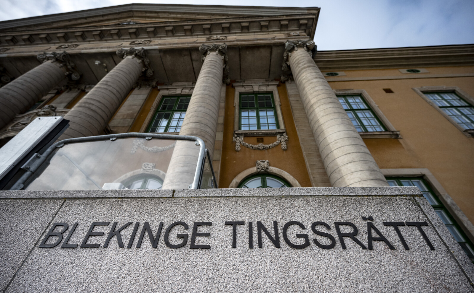25-year-old charged with eight child rapes