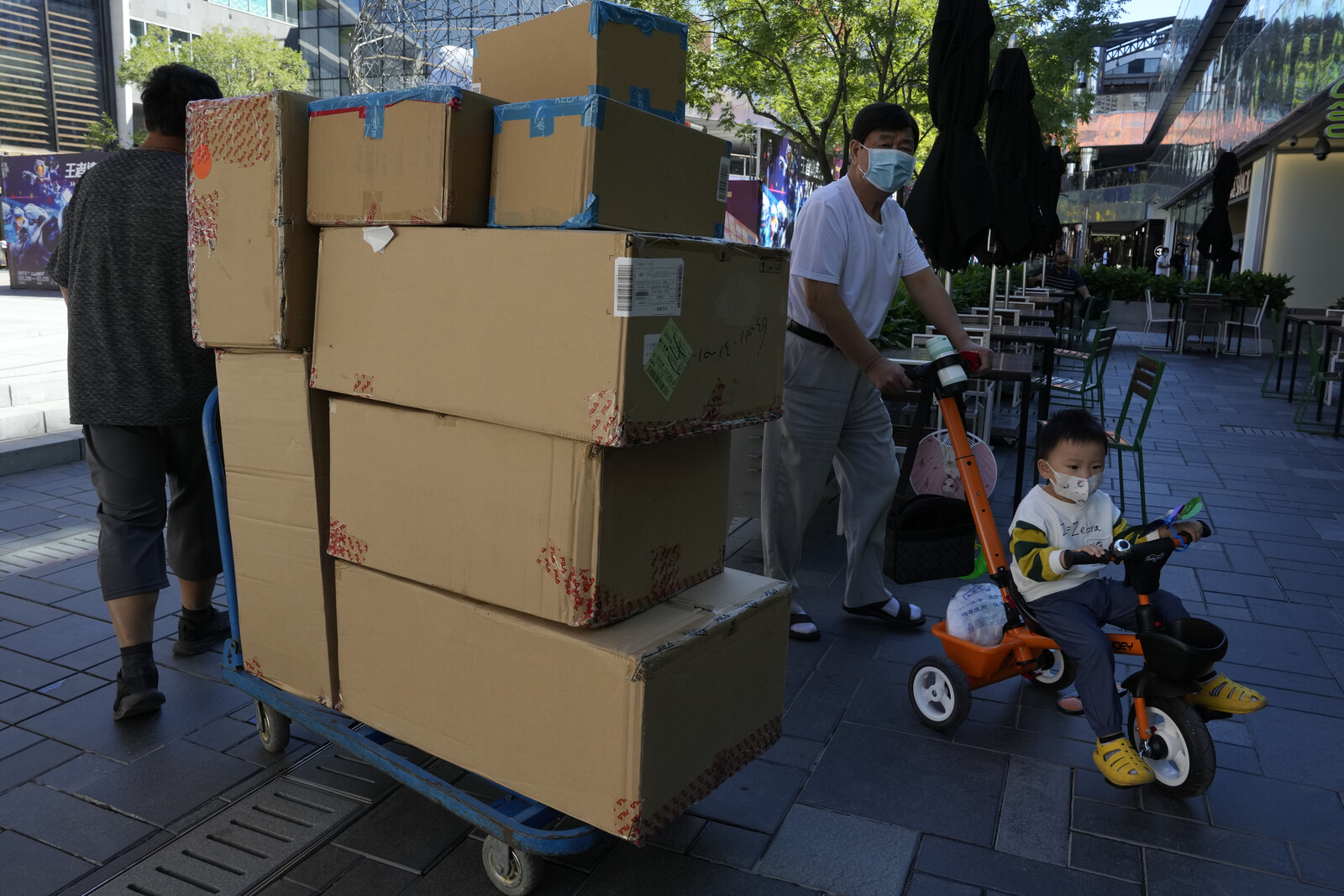 China's Consumer Price Index Falls