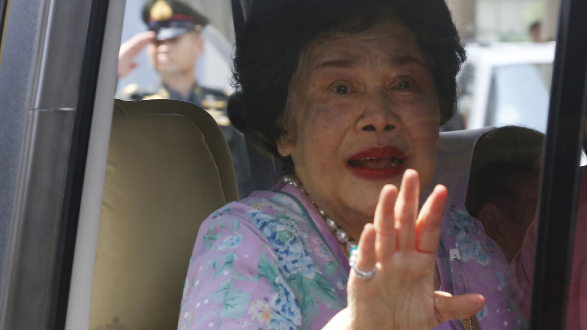 Thailand's Former Queen Sirikit Passes