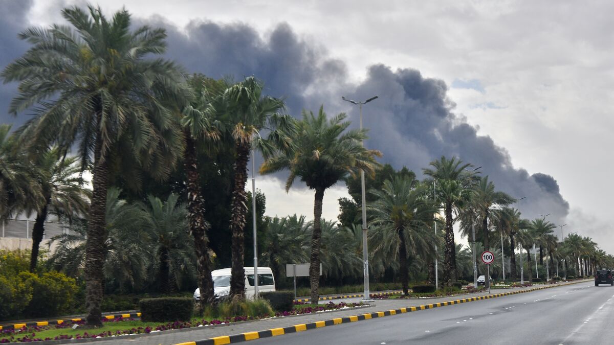 Many attacks on economic targets in the war against Iran