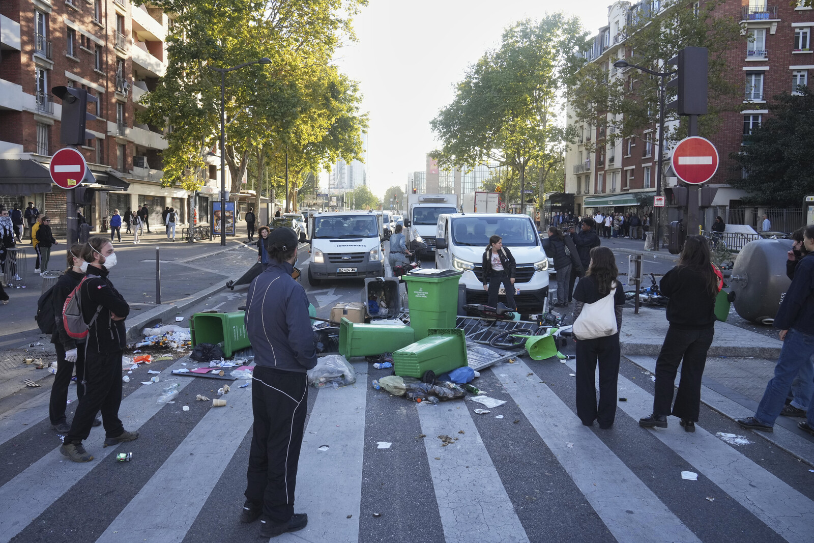 France Faces Protests as New Prime Minister Sébastien Lecornu Takes Office