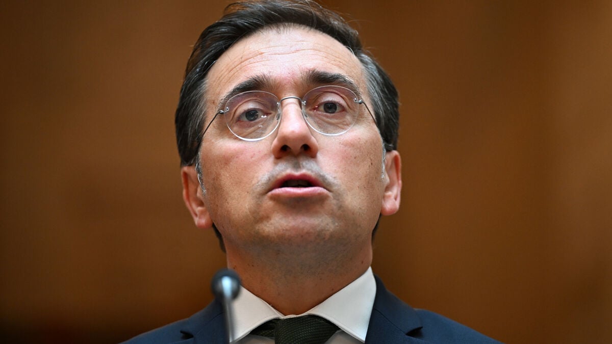 Spain imposes temporary border controls