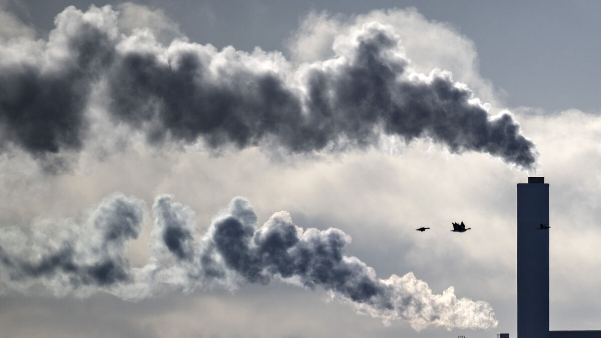 Swedish greenhouse gas emissions rose 77,000 tonnes in first quarter, SCB says