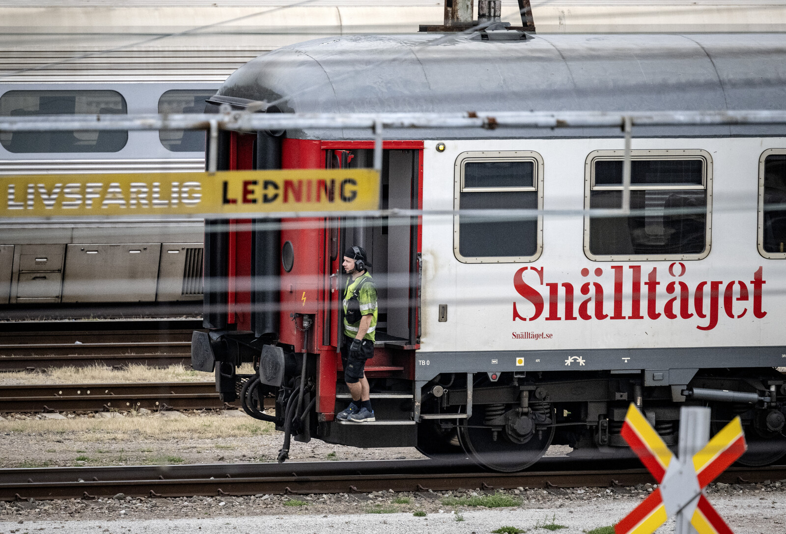 Green Party Calls Snälltåget to Traffic Committee After Train Delays