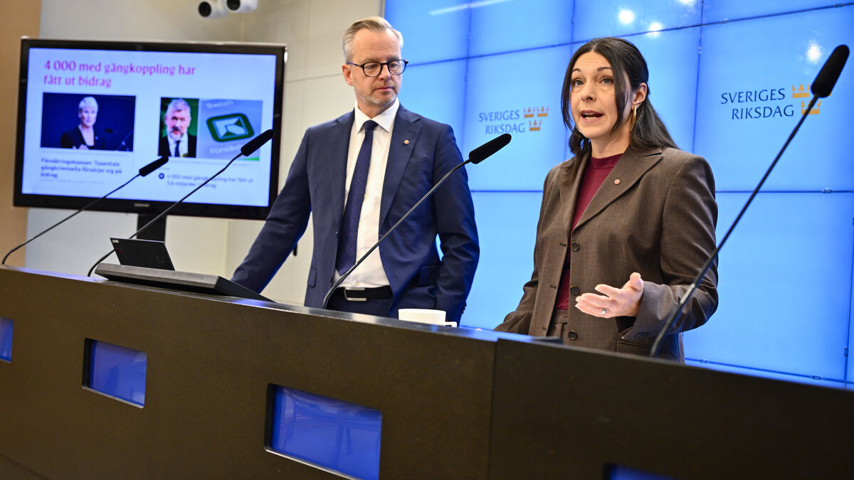 A: Tighten the penalties for serious economic crimes