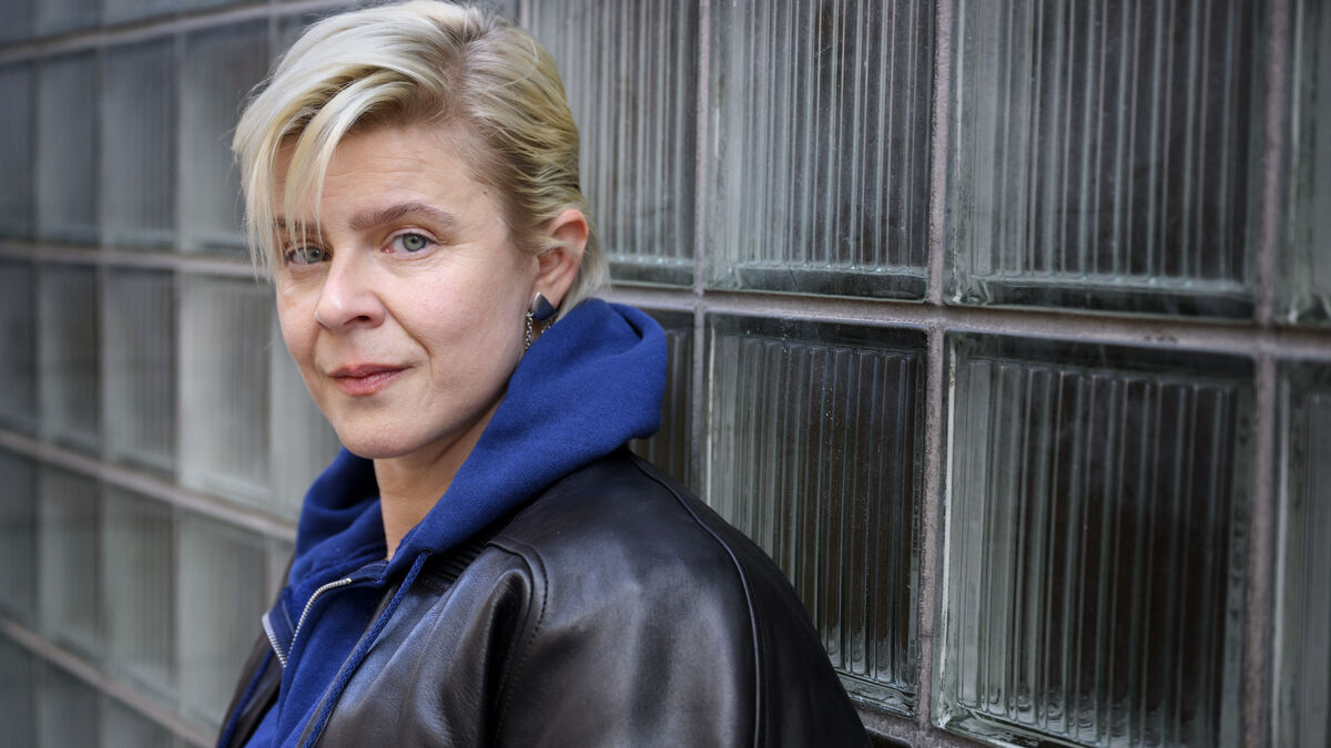 Robyn urges Norway to win World Cup quarter-final, jokes Sweden is still one step from bronze