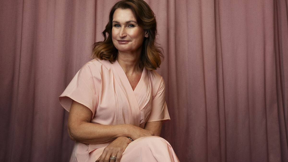 Bestselling author Viveca Sten changes