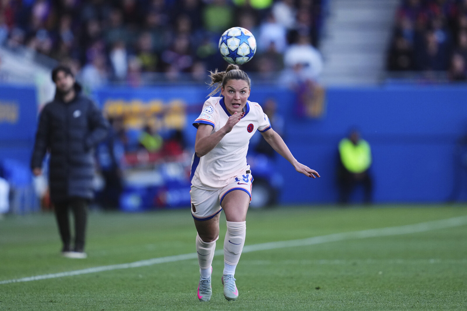 English Women's Super League Expands to 14 Teams for 2026-2027 Season