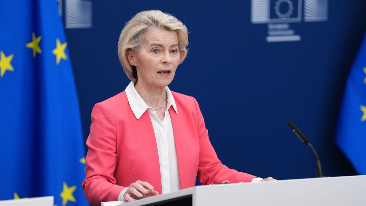 EU chief calls for gradual