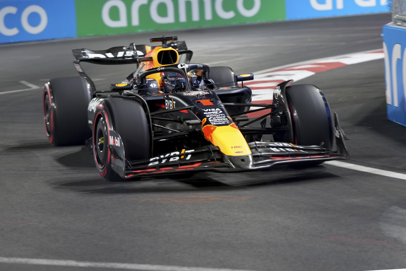 F1 star's nightmare – wrong rear wing