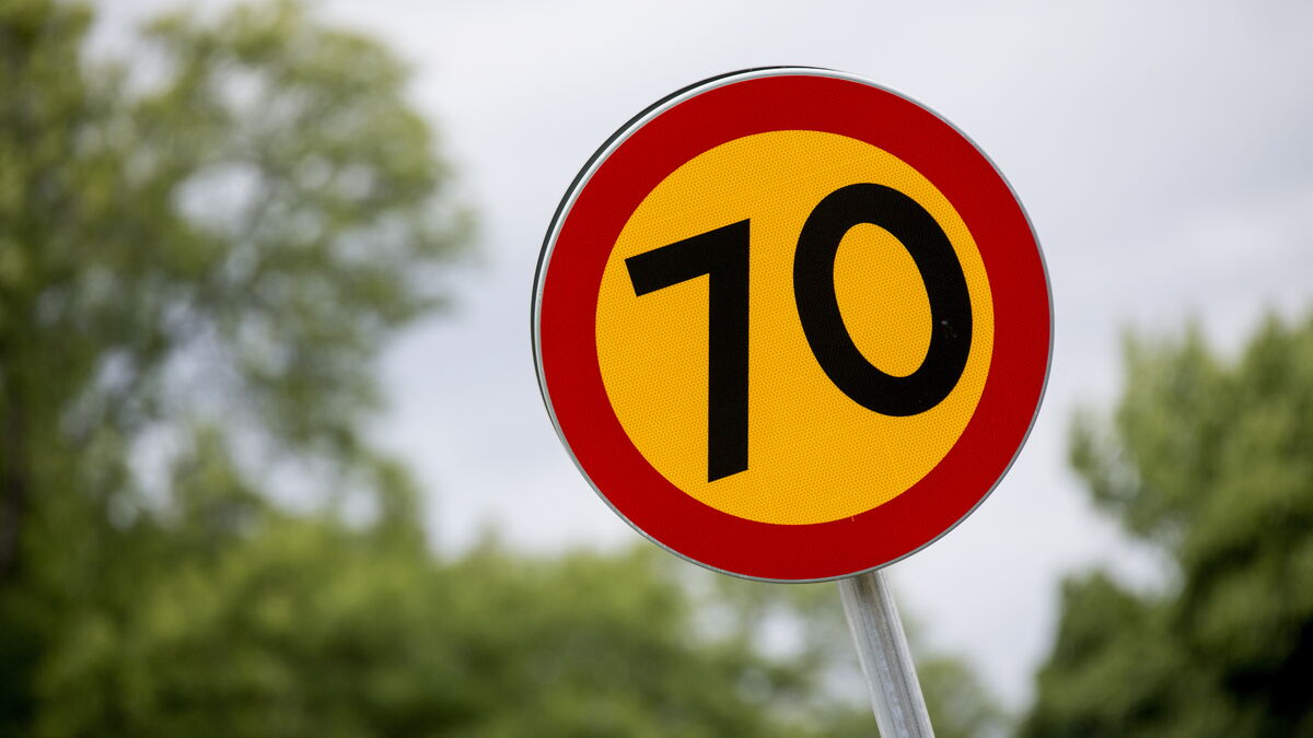 Crisis plan: Reduced speed limits and a stop to Sunday skiing