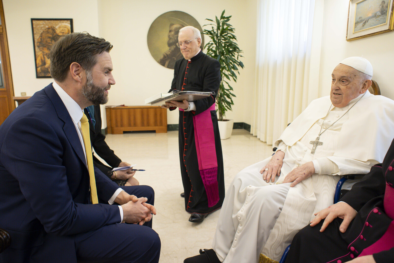 World Leaders Pay Tribute to Pope Francis' Legacy