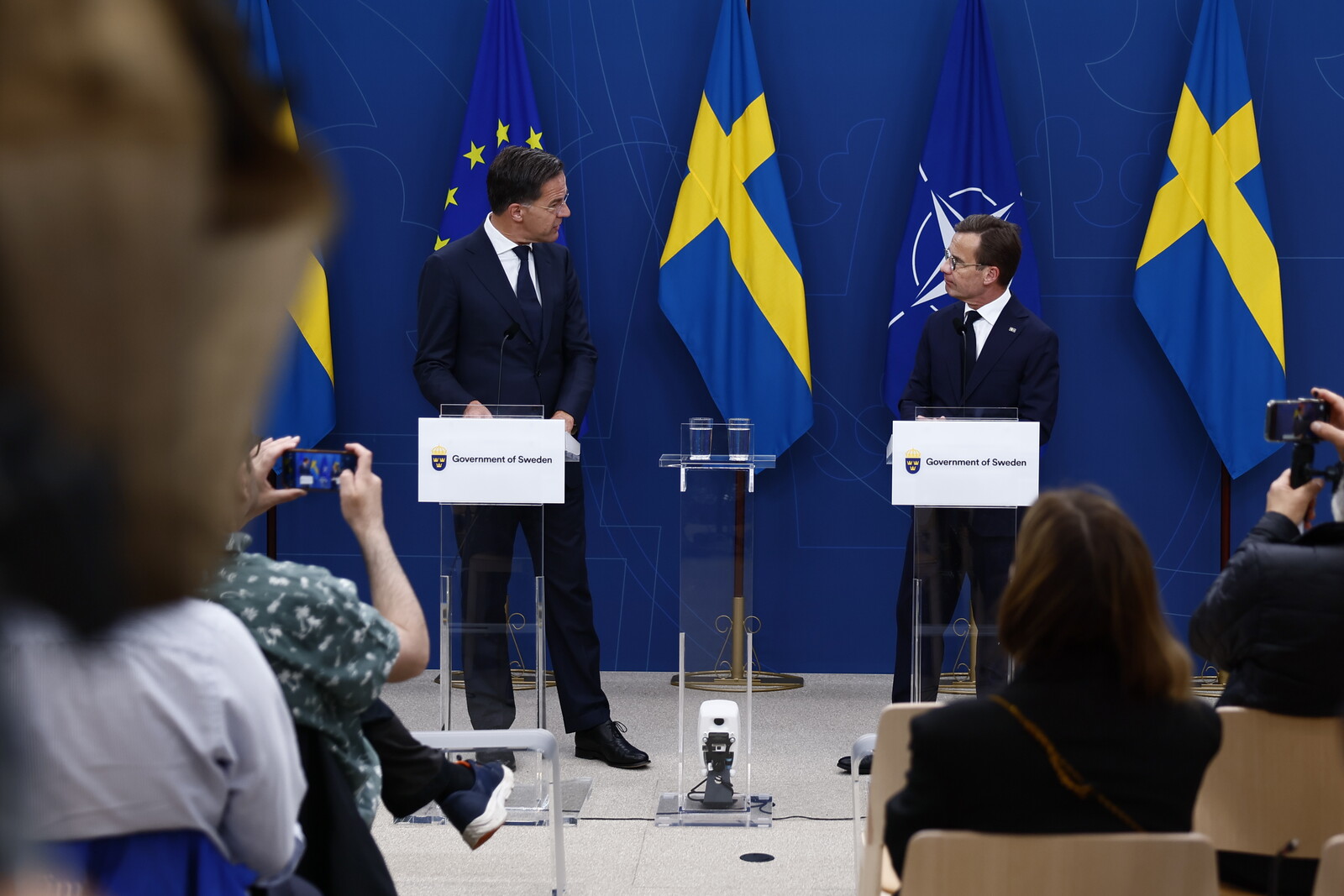 NATO Sets 5% Defense Budget Target Amid Security Concerns