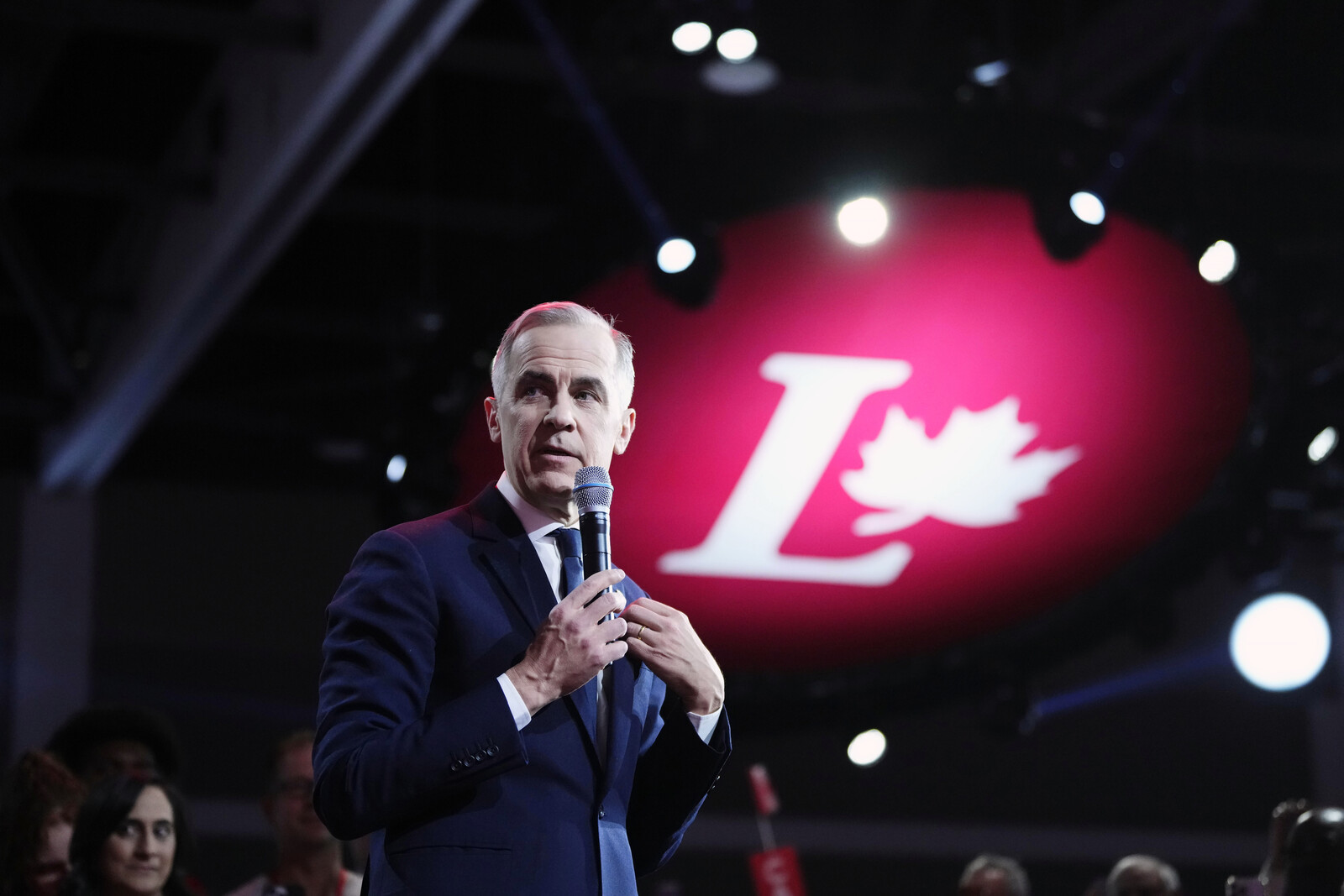 Canada's new leader warns against Trump