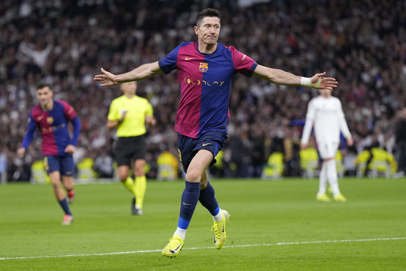Barcelona rolled over Madrid in the Classic