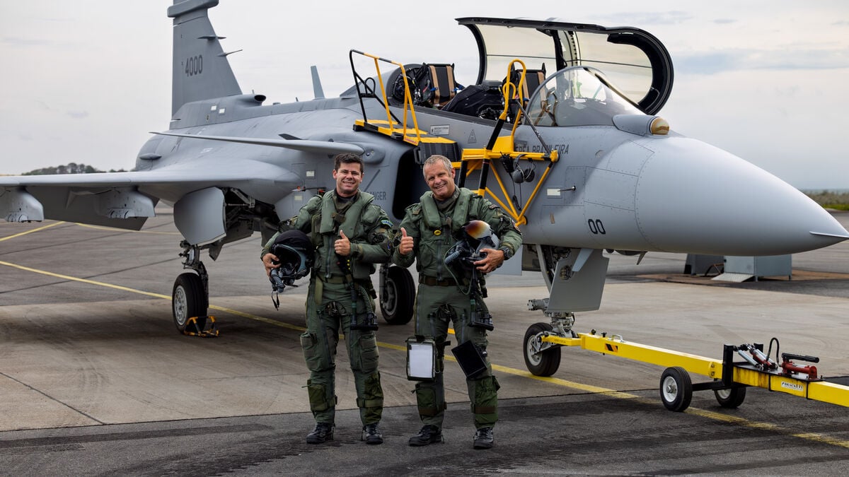 Saab makes first test flight of two-seat Gripen F fighter jet