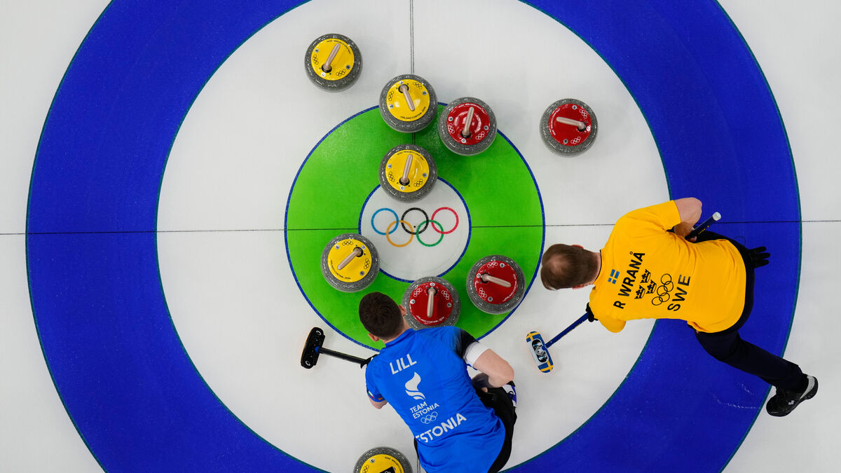 Sweden suffers first loss at