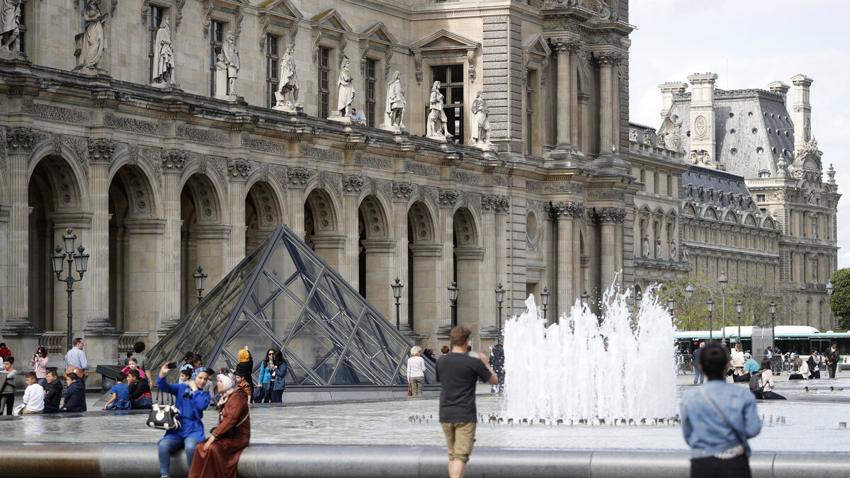 The Jewel Coup – a "deafening wake-up call"
